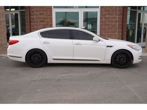 Used 2015 Kia K900 Luxury image 5