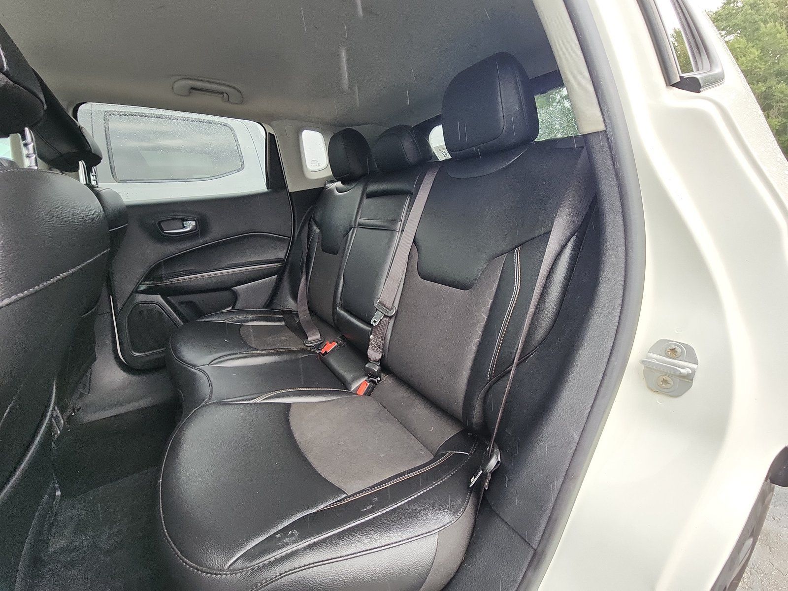 Used 2019 Jeep Compass Latitude w/ Popular Equipment Group AWD/4WD image 18