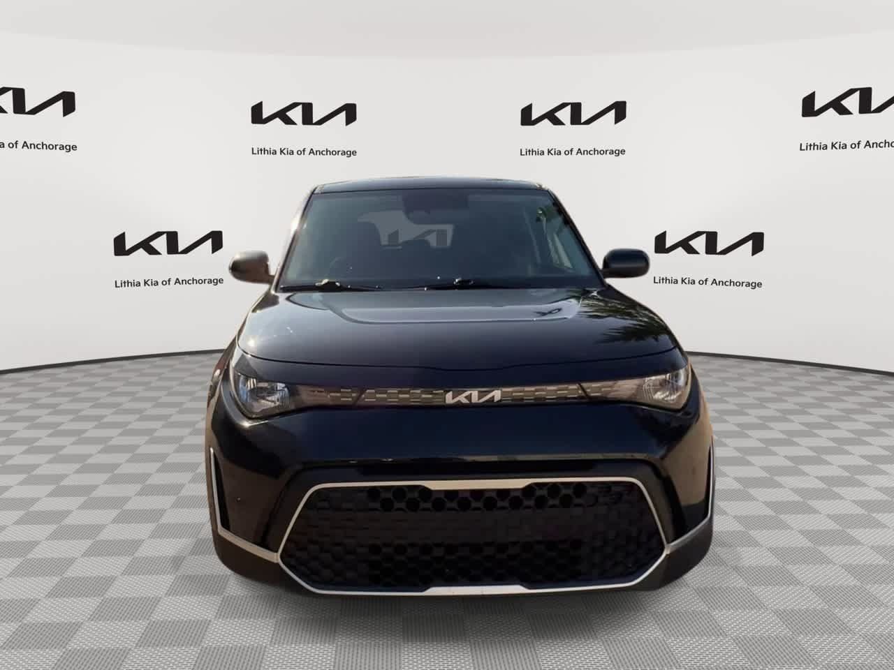 Certified 2023 Kia Soul LX w/ Option Group 015 FWD image 3