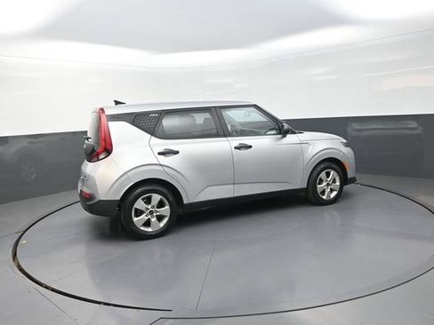 Used 2021 Kia Soul LX image 21