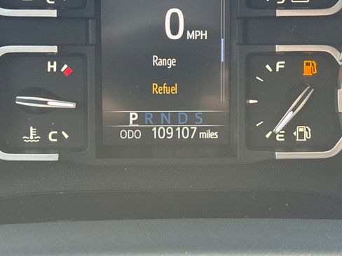 Used 2020 Toyota Tundra SR5 w/ TRD Off-Road Plus Package image 9