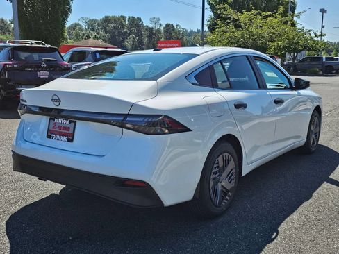New 2026 Nissan Sentra S w/ Floor Mat Package FWD image 5