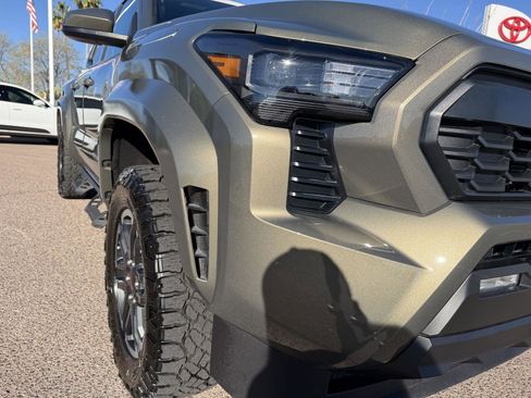 Certified 2025 Toyota Tacoma TRD Sport image 16