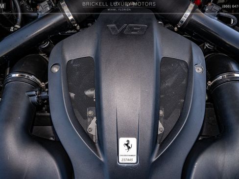 Used 2018 Ferrari GTC4Lusso T RWD image 44
