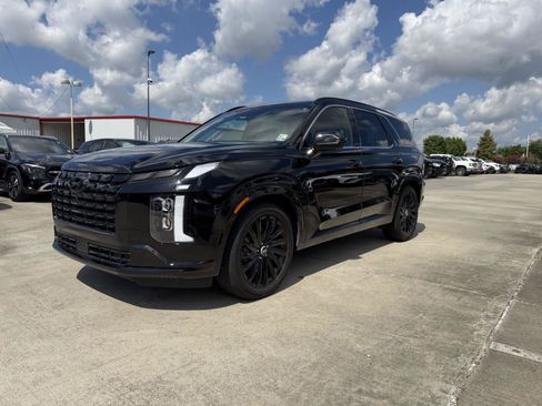 Used 2024 Hyundai Palisade Calligraphy AWD/4WD image 3