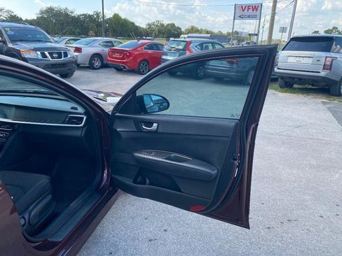Used 2019 Kia Optima LX FWD image 19