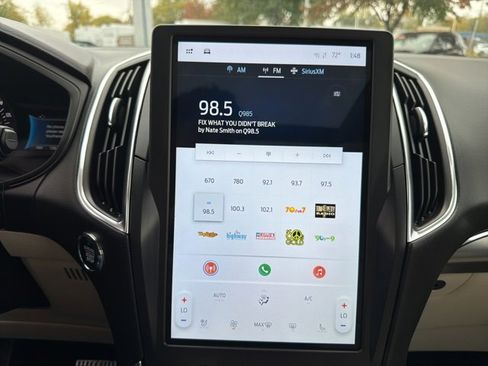 Certified 2024 Ford Edge Titanium image 19