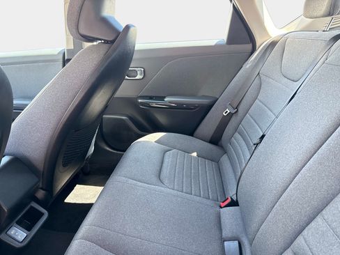 Used 2025 Kia K4 EX FWD image 12