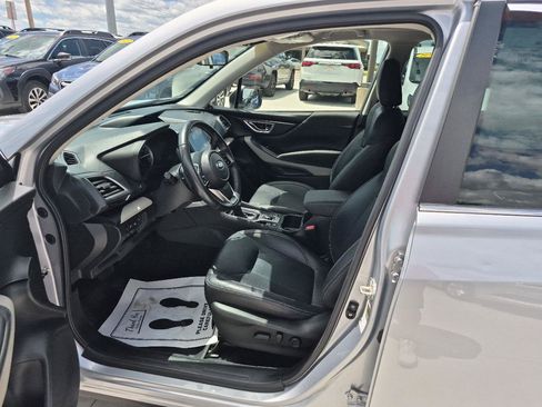 Used 2022 Subaru Forester Limited AWD/4WD image 16