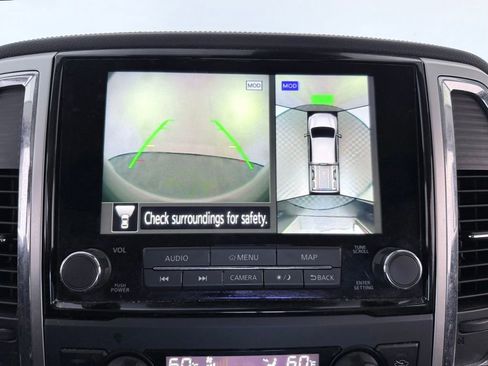 Used 2020 Nissan Titan SL w/ Moonroof Package image 19