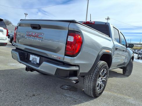 Used 2025 GMC Canyon AT4 image 33