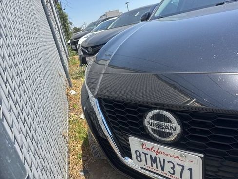 Certified 2020 Nissan Altima 2.5 SV FWD image 1