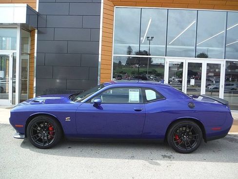 Certified 2022 Dodge Challenger R/T Scat Pack RWD image 2