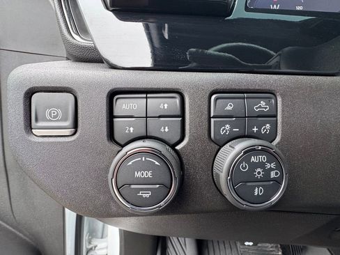 Used 2024 Chevrolet Silverado 2500 ZR2 w/ ZR2 Bison Edition image 29