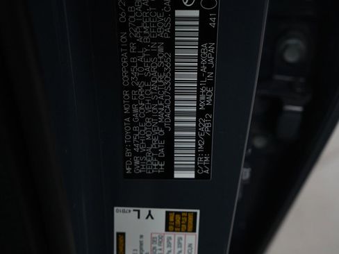 Used 2025 Toyota Prius XSE image 26