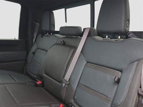 Used 2022 GMC Sierra 3500 Denali image 9