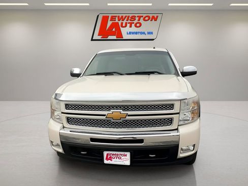 Used 2013 Chevrolet Silverado 1500 LTZ w/ LTZ White Diamond Edition image 3