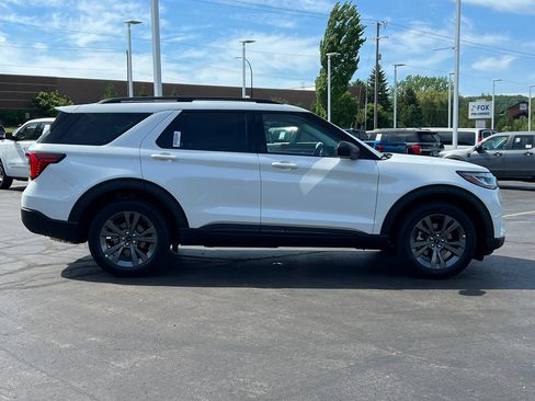 Used 2026 Ford Explorer Active w/ Active Comfort Package AWD/4WD image 46