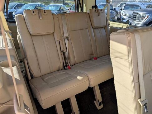 Used 2017 Lincoln Navigator L Reserve image 29
