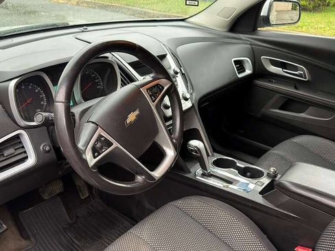 Used 2011 Chevrolet Equinox LT w/ Driver Convenience Package AWD/4WD image 11