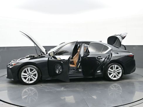 Used 2021 Lexus IS 300 w/ Comfort Package image 59