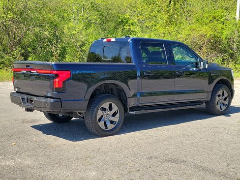 Used 2023 Ford F150 Lightning Lariat AWD/4WD image 5