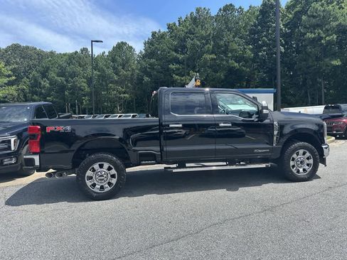 Used 2024 Ford F350 Lariat w/ Chrome Package image 13