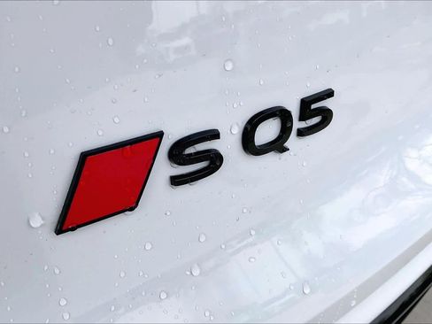 New 2025 Audi SQ5 Premium Plus image 15