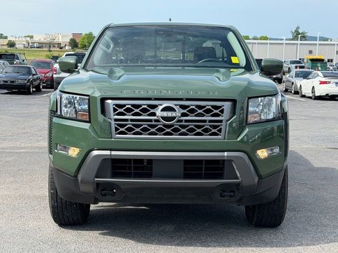 Used 2022 Nissan Frontier SV AWD/4WD image 10