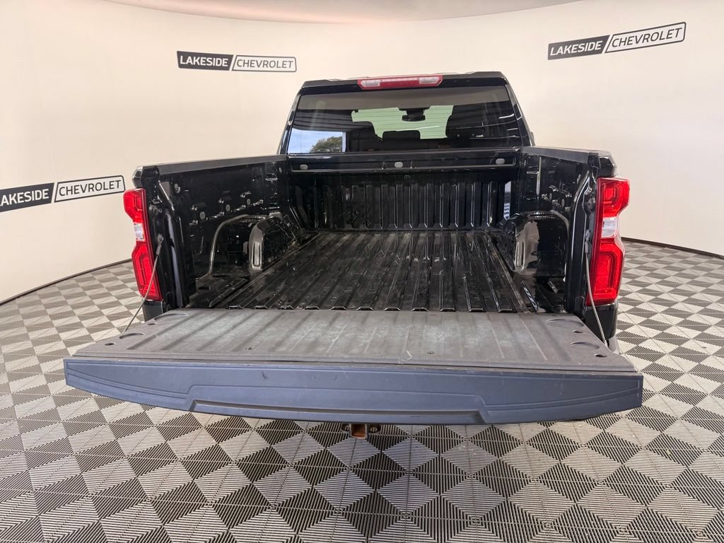 Used 2024 Chevrolet Silverado 1500 RST AWD/4WD image 12