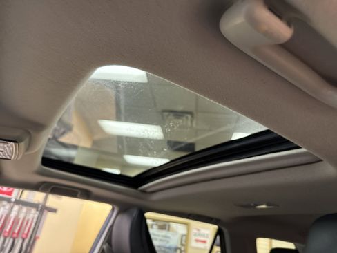 Used 2022 Toyota 4Runner Limited image 6