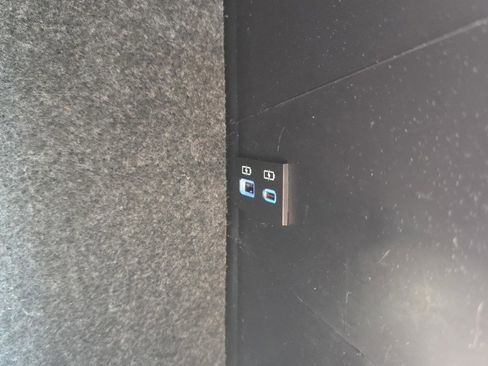 Used 2023 Toyota Tacoma SR5 w/ Technology Package image 29