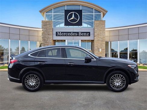 Certified 2025 Mercedes-Benz GLC 300 4MATIC image 5