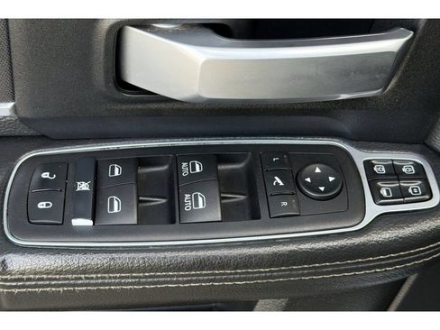 Used 2024 RAM 2500 Big Horn AWD/4WD image 12
