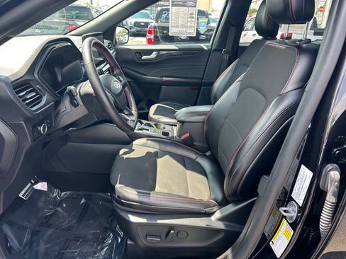Certified 2024 Ford Escape ST-Line w/ Tech Pack #1 AWD/4WD image 7