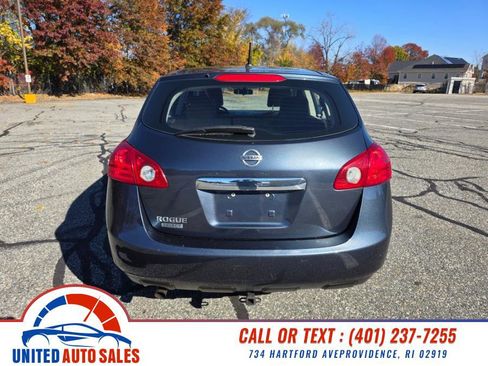 Used 2014 Nissan Rogue S image 4