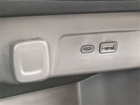 New 2026 Chevrolet Trax LT w/ LT Convenience Package image 21