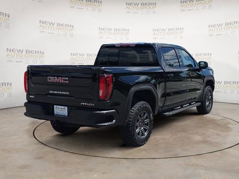 Used 2024 GMC Sierra 1500 AT4X AWD/4WD image 5