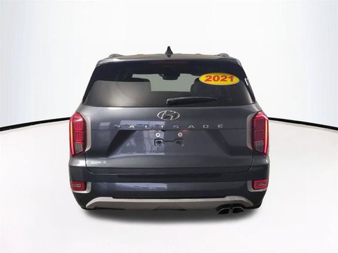 Used 2021 Hyundai Palisade Limited w/ Cargo Package FWD image 6