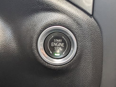 Used 2022 Chevrolet Silverado 1500 RST AWD/4WD image 34