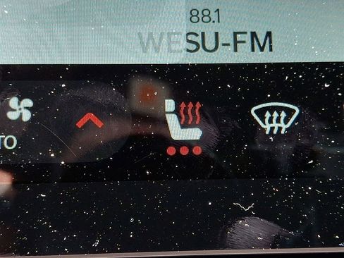 Used 2024 Rivian R1S Adventure image 20