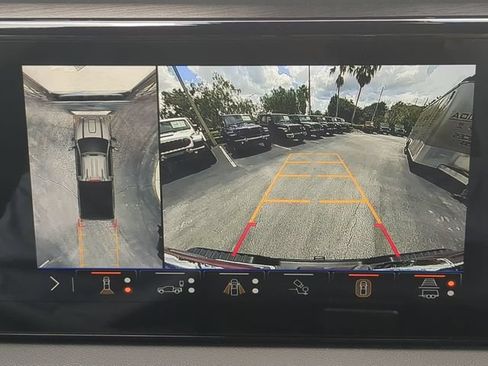 Used 2026 GMC Sierra 2500 AT4 w/ AT4 Premium Plus Package AWD/4WD image 21