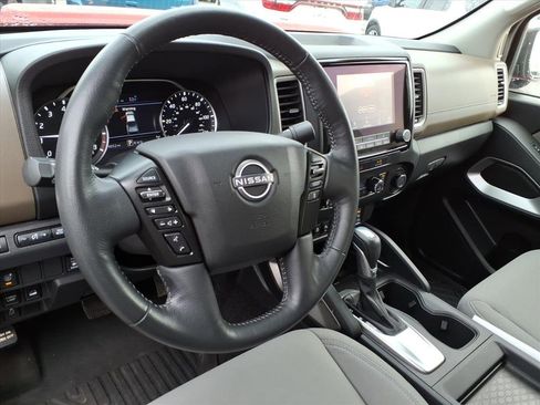 Used 2023 Nissan Frontier SV w/ Technology Package image 13