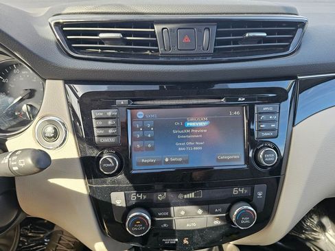 Used 2018 Nissan Rogue Sport SL w/ SL Premium Package image 21