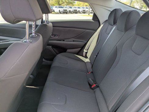 New 2026 Hyundai Elantra SE image 15