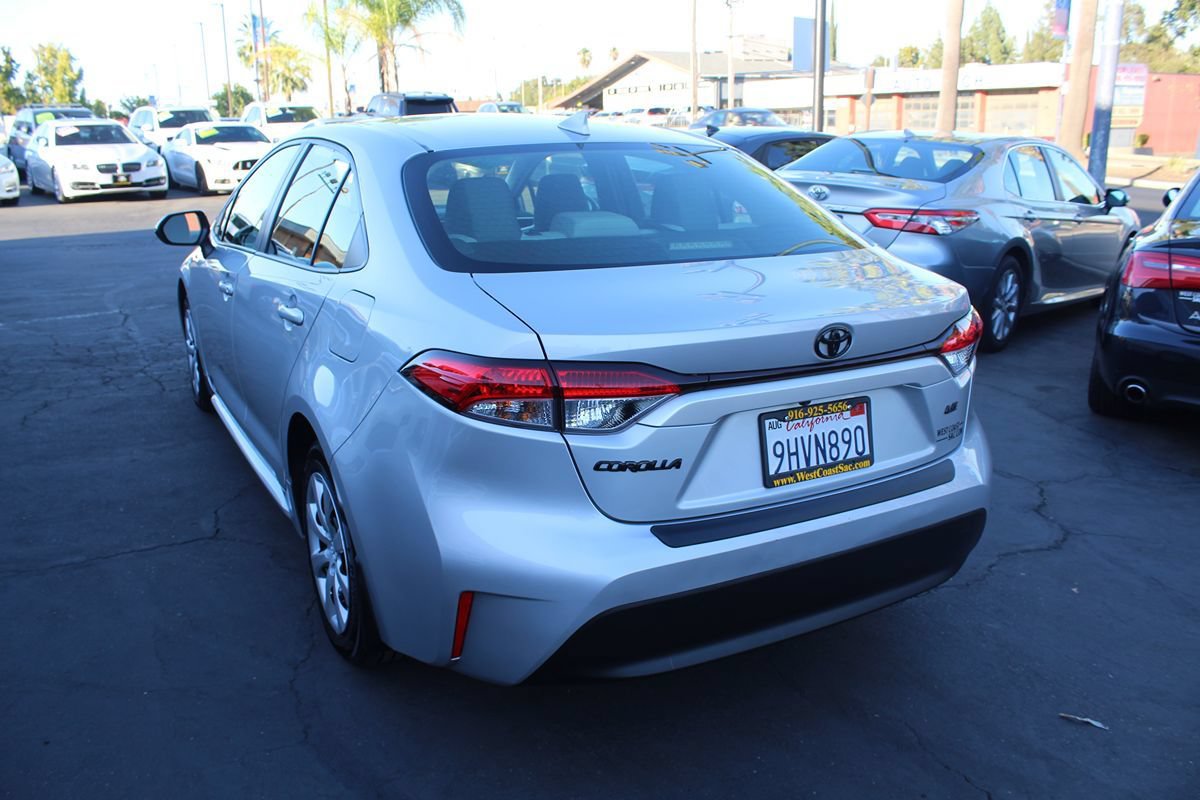 Used 2023 Toyota Corolla LE w/ Carpet Mat Package (TMS) FWD image 5