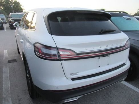 Used 2023 Lincoln Nautilus Reserve AWD/4WD image 4