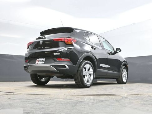 Used 2025 Buick Encore GX Preferred AWD/4WD image 33