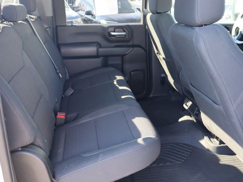 Certified 2024 Chevrolet Silverado 2500 Custom w/ Custom Value Package image 34