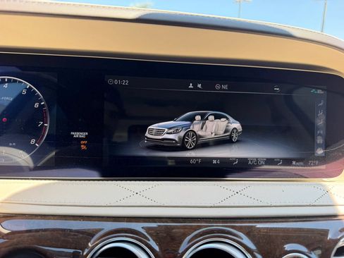 Used 2019 Mercedes-Benz S 560 Sedan image 23